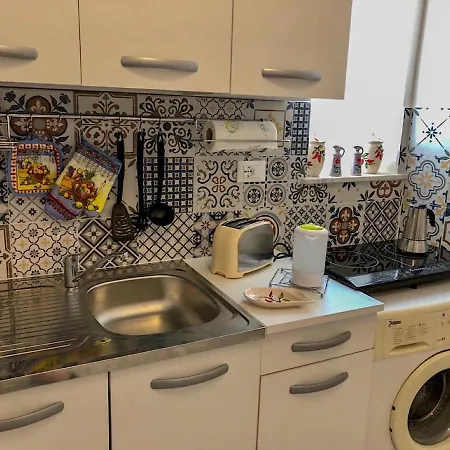 Via Aurispa 60 Palermo