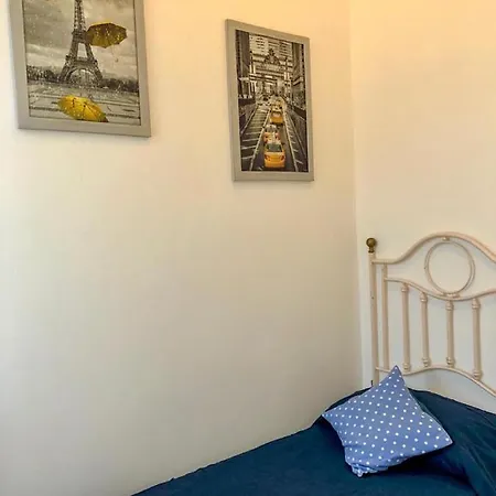 Via Aurispa 60 Палермо