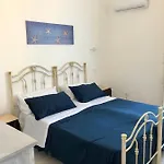 아파트 Via Aurispa 60 *